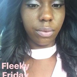 Meet your Posher, Keywonia